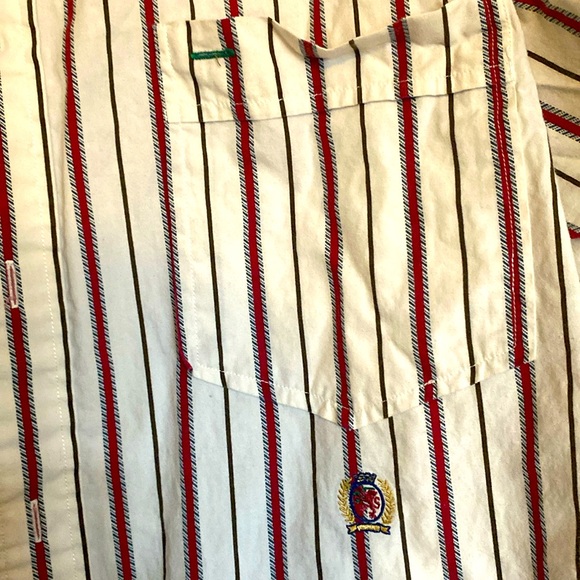 Men’s long sleeve Tommy Hilfiger white with red stripes shirt with front pocket - Picture 3 of 3
